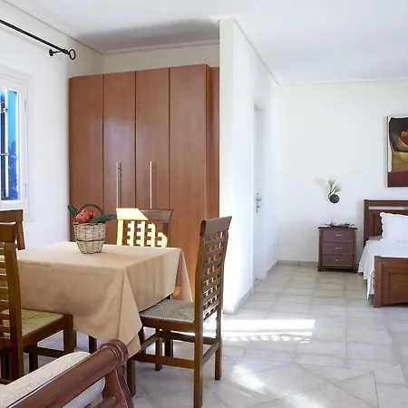 Отель Mediterranean