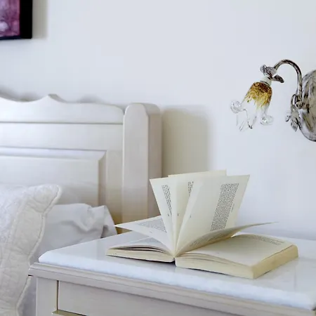 Отель Mediterranean